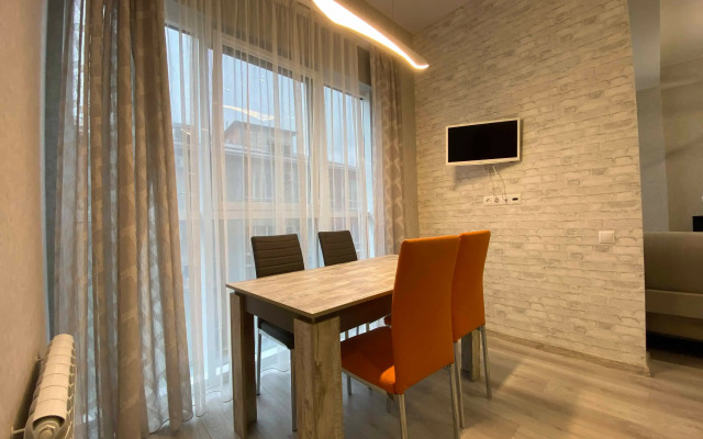 Zhk Poseydon 830 Mamayka Zonirovannaya Studiya (Trustcontrol) Flat