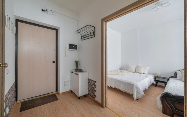 Na Naberezhnoy 1G Flat