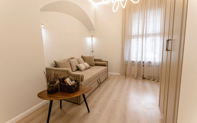 Travertin Kuznetsov Flat