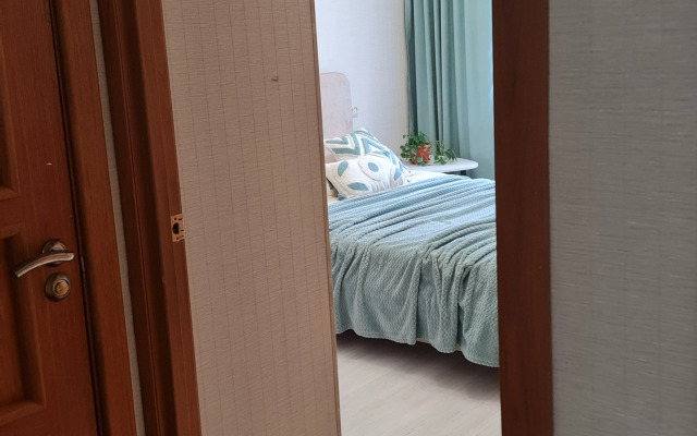 Uyutnaya Teplaya Okolo Lesa V Spalnom Rayone Flat