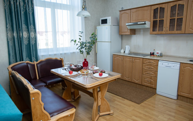 Spelaya Vishnya v Tsentre Goroda Apartment
