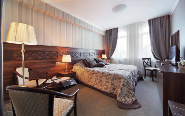 Pale Royal Hotel