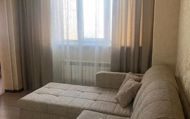 Апартаменты на улице Профсоюзов 38