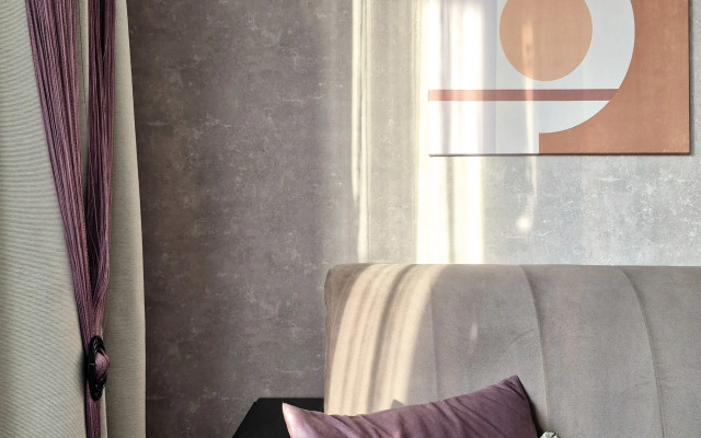 Dizaynerskaya "Modern" Flat