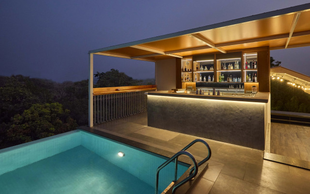 Отель The Passport