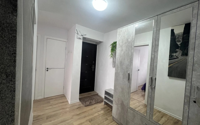 Квартира Двухкомнатная на Озерной