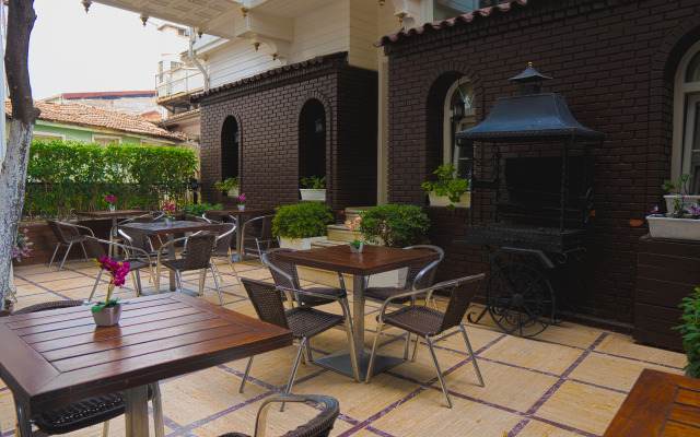 Avicenna Hotel - Special Class