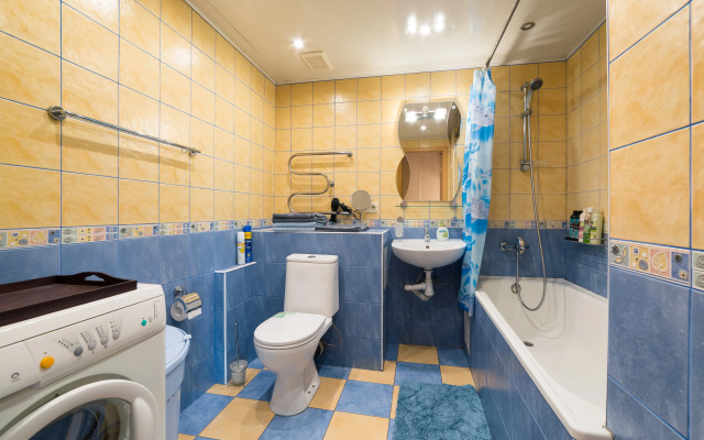 Sunny Volkov 21 Flat