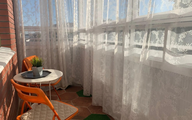Studiya V Novom Zhilom Komplekse Flat