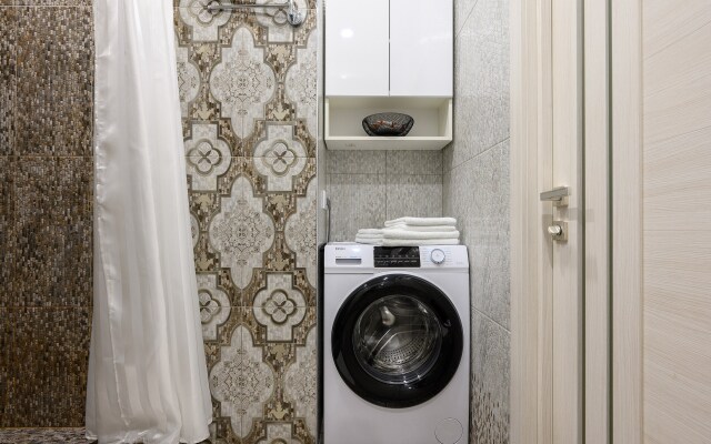 Uyutnaya s balkonom i vidom na gory. Kvatro 119 Apartments Flat