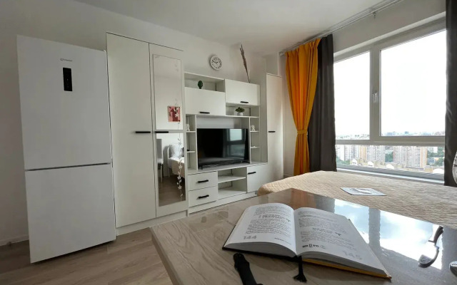 S zaseleniem 24/7 luchshiy servis posutochno 50 Flat