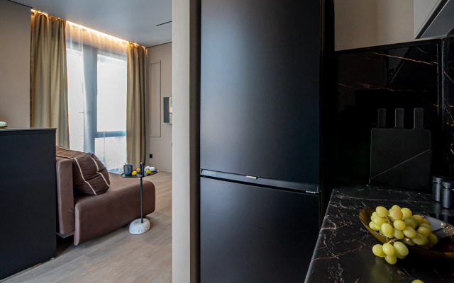 Semeynye S Letnim Basseynom V Zhk Daymond Apartments