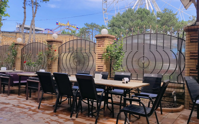 ErGes Hotel