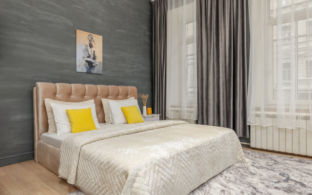 Апартаменты у Восстания