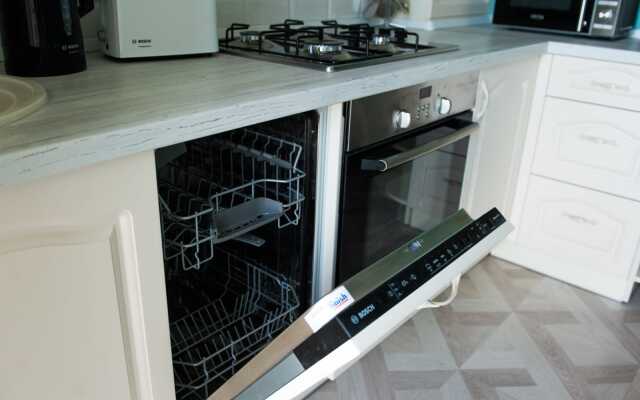 Raushen Prestige S Vidom Na More