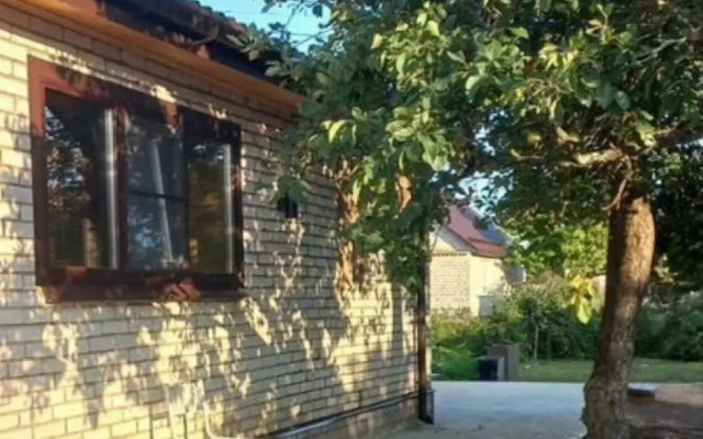 Частный Дом в Центpе Дeревни Взвад