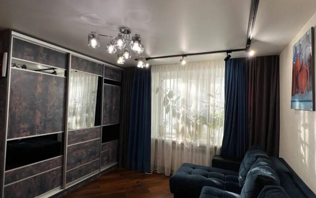 V Tsentre Goroda Flat
