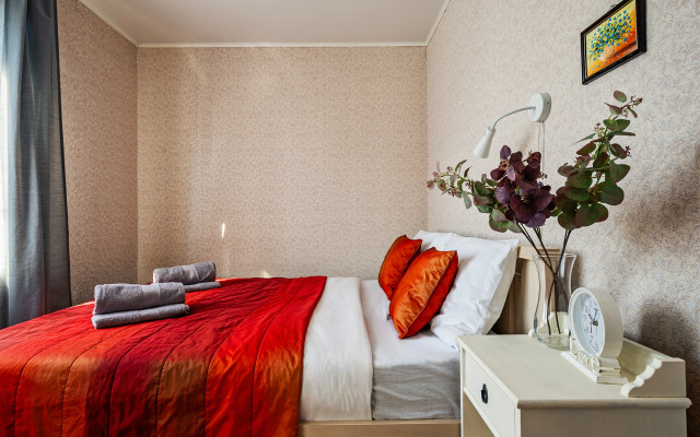 Квартира Двухкомнатная MaxRealty 24