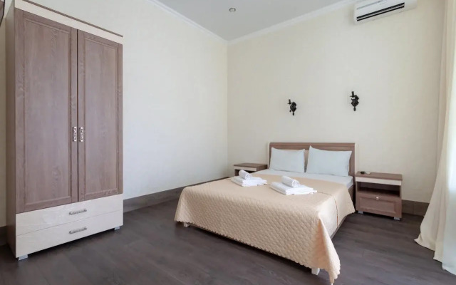 Vmestitel'naya s vidom na more s televizorom v kazhdoy komnate i razdel'nym sanuzlom Flat