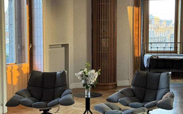 Апартаменты Уникальная квартира на Пяти углах