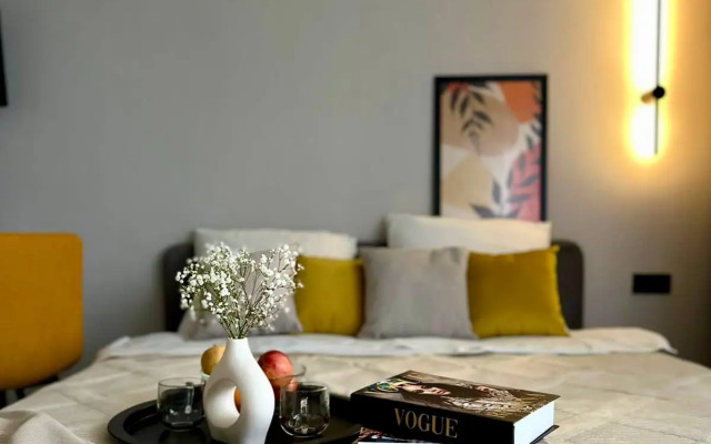 Апартаменты Йорт студия в жк Бизнес Класса Уникум