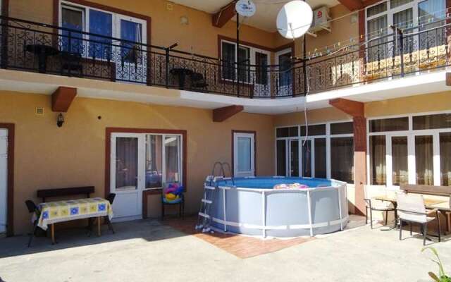 Morskoy Briz Guest House