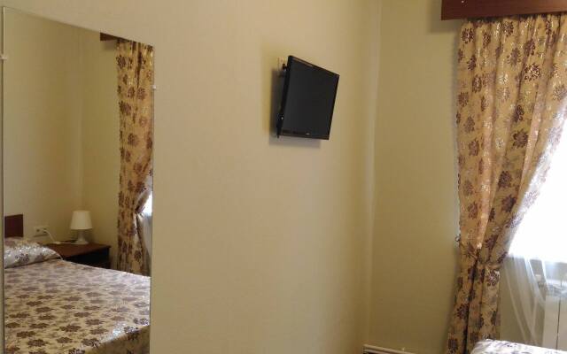 Hotel Uyut