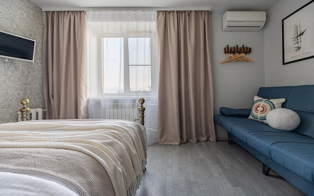 Апартаменты двухкомнатные в самом центре на Большой Покровской 73, Сова-Дом