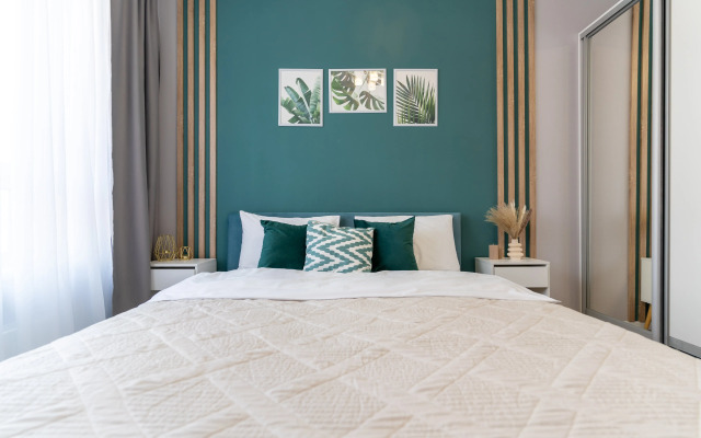 Апартаменты евротрёхкомнатные на Полимерном 13