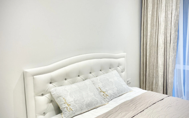 Апартаменты Yes Центр Марата