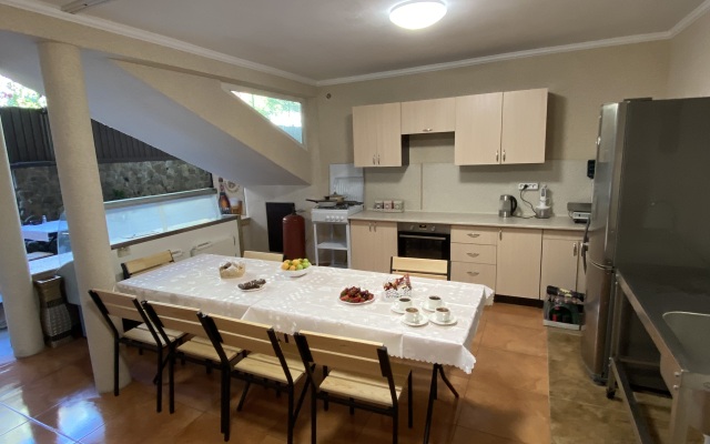LariLanka Guest house