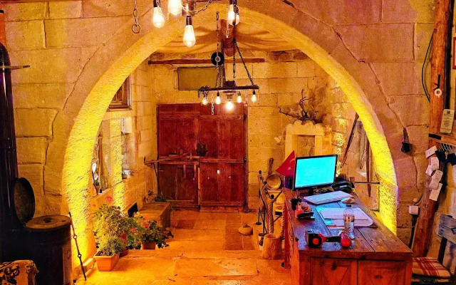 My Cave Suites