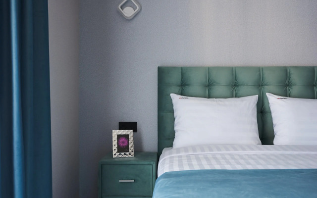 Апартаменты Red Apartments Атлантис Луна