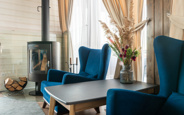 Гостевой дом LuckyHomeRent Домик у Озера 1