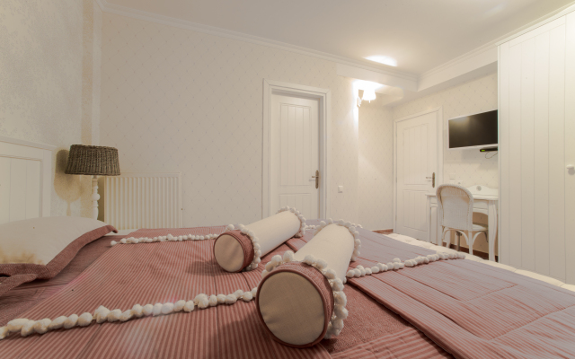 Toroni Luxury Villas - White Villa