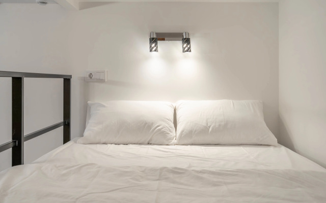 Квартира Уютная Студия в 10 Минутах от Невского Проспекта