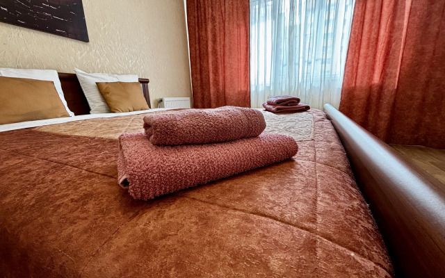 Апартаменты Уютная двухкомнатная квартира в центре города