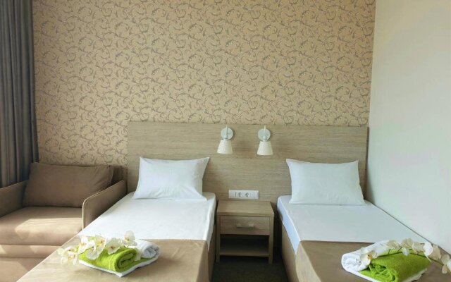 Club Resort Hotel "oasis"