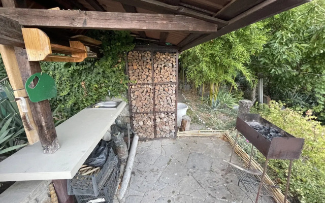 Dvukhetazhny Na Ulitse Drazhinskogo 33 Private house
