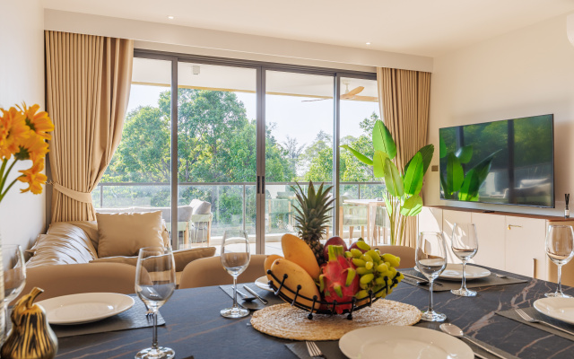 Апартаменты Luxurious 3bd near beachside