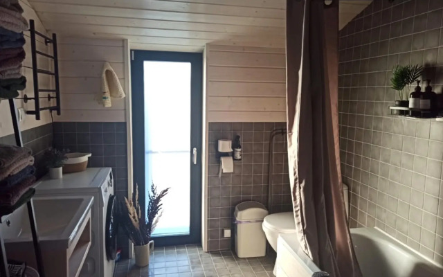 Dubldom U Lesa Private house