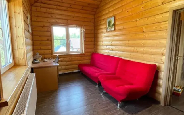 Частный дом в Лесу