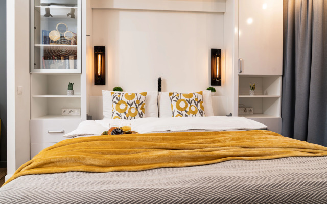 Апартаменты SKY INN Color Gold