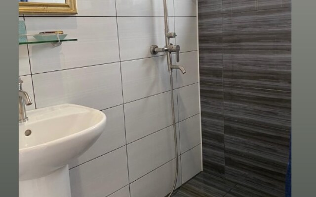 Azhur Mini-Hotel
