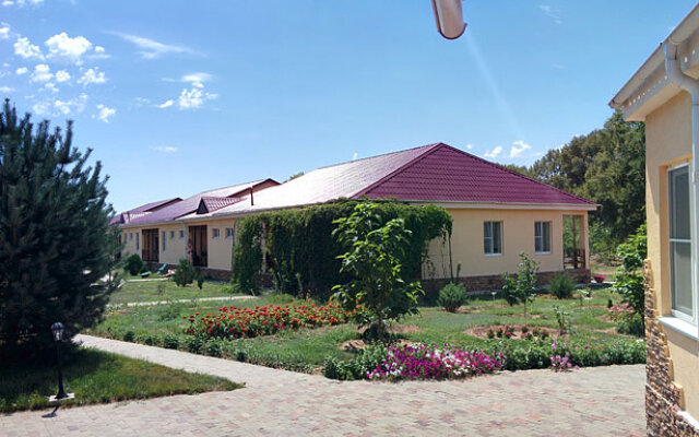 Verhne-Uglyanskoe Hotel
