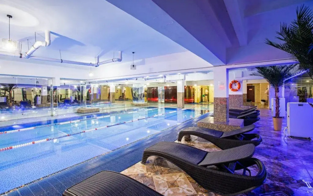 Crocuss Fitnes Spa Hotel