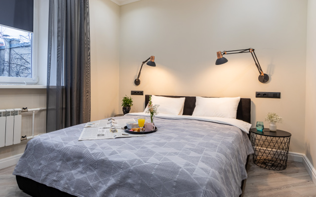 Апартаменты Авторская квартира с камином в самом сердце СПБ