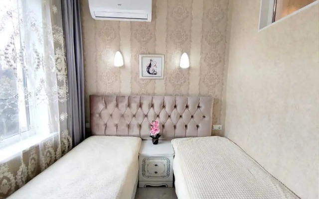 Dvukhkomnatnyye Semeynyye Apartments