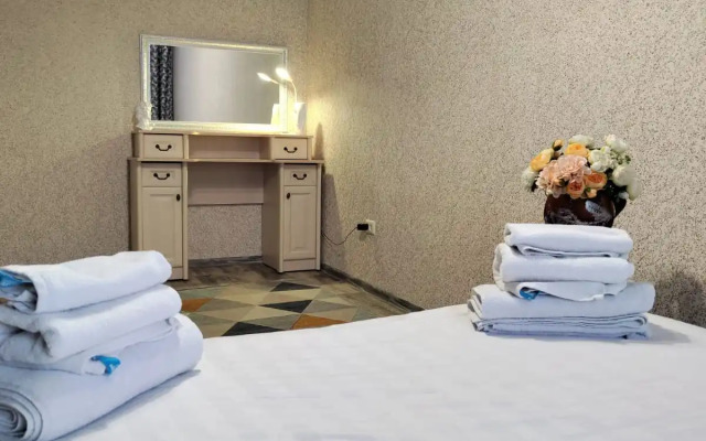 Апартаменты 2-комнатные в Центре Города на Феоктистова