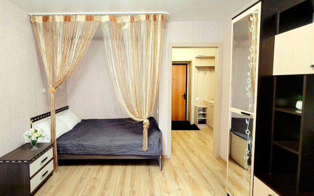 Romantichnaya Na Nikolaeva Flat